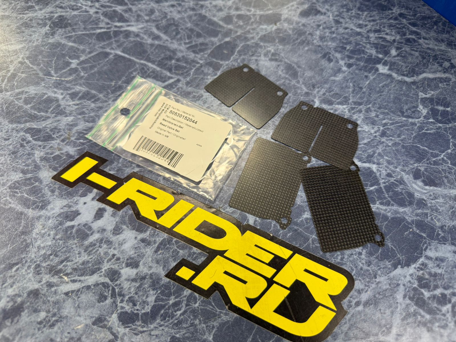 Лепестки карбоновые впускного клапана KTM OEM 50530152044