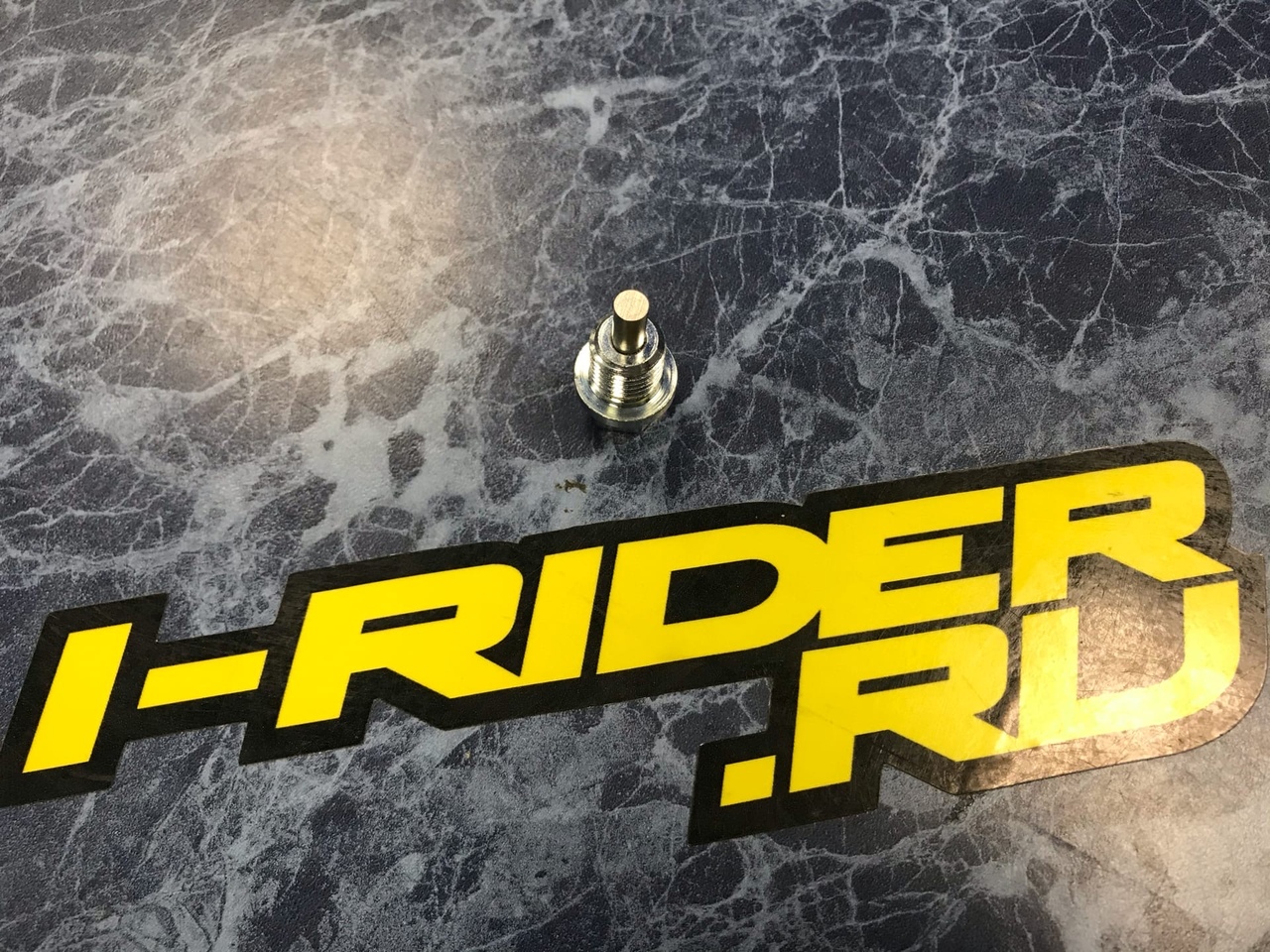 Болт слива масла KTM OEM 58030021100