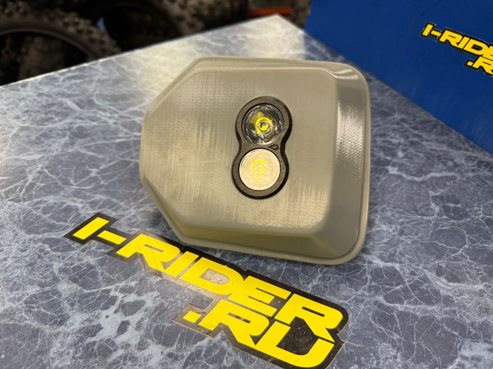 Фара светодиодная Маяк Лаб Сова для Husqvarna Tbi 2024+ серая