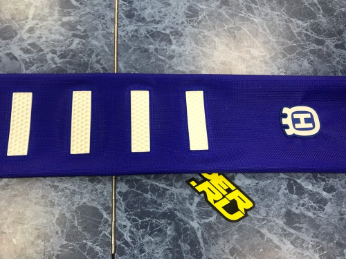 Чехол на сиденье Viper AntiSkid Husqvarna кросс 19+, эндуро 20+ синий с белым