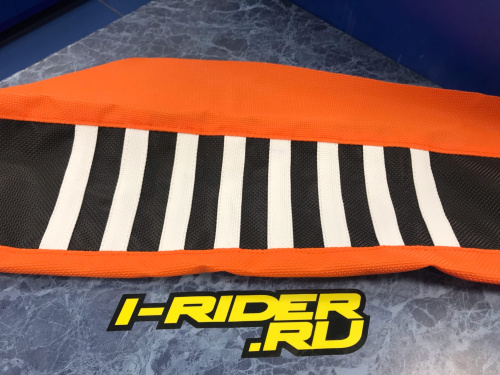 Чехол на сиденье Viper AntiSkid KTM кросс 19+, эндуро 20+ оранж. черный с бел. полосками